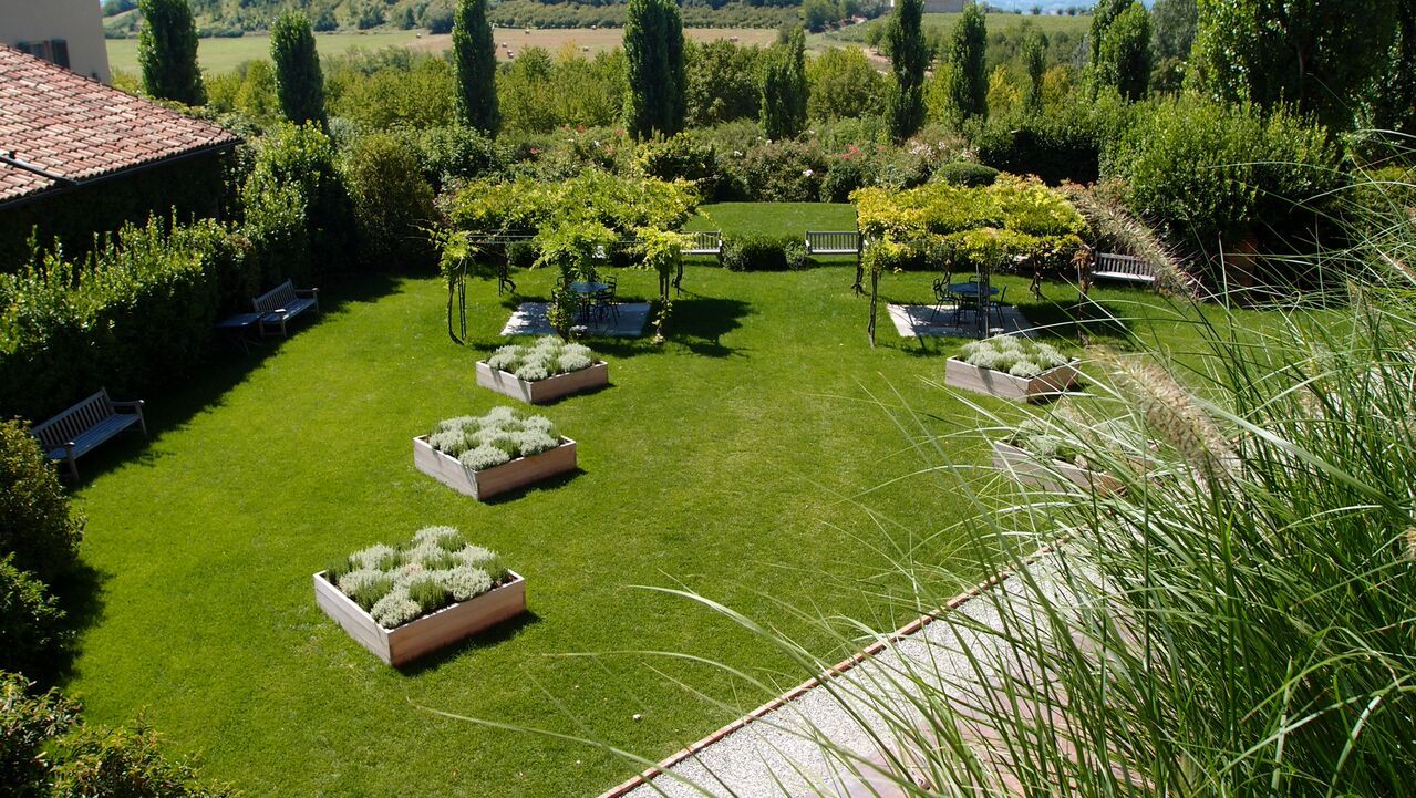 Manutenzione Il Giardiniere Terrazzi Irrigazione Potatura